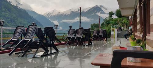 Himalaya guest house tosh