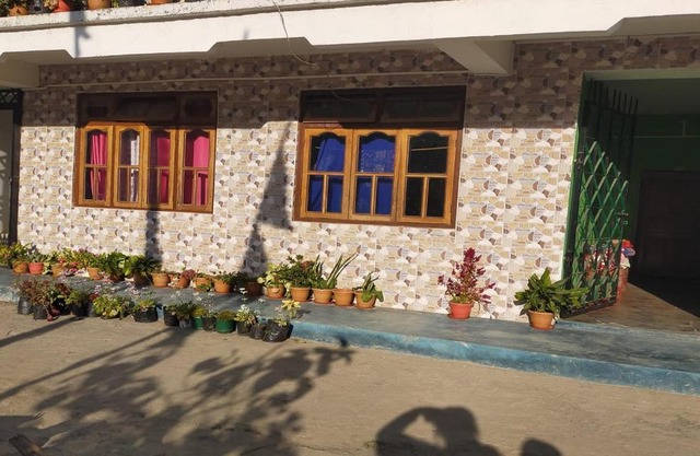 Himalayan Tea Garden Stay by StayApart