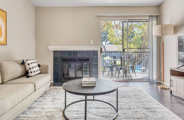 Hip San Jose 2BR w/ Pool, BBQ & Spa, easy highway access, by Blueground