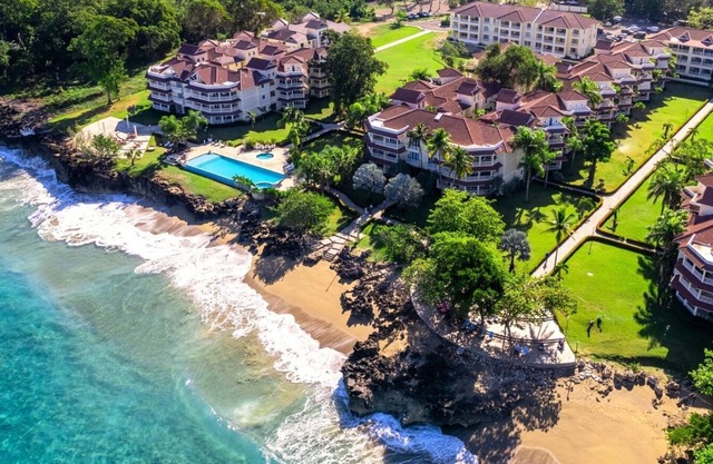 Hispaniola Beach 3A1 Condo 2 BD Oceanfront