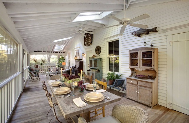 Historic Captains House - Newly Renovated Primary Bathroom and Upgraded Kitchen