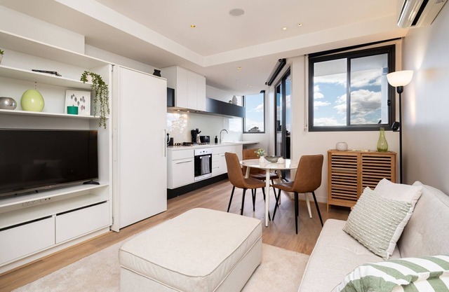 Hobson's Choice - South Yarra