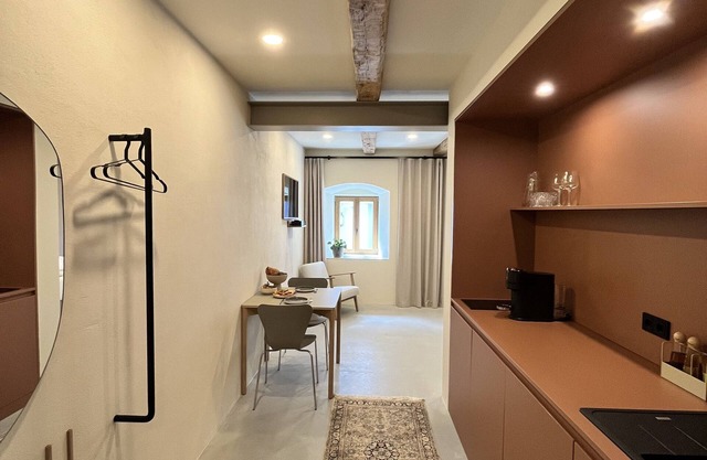 Hochwertig Eingerichtetes Appartement im Herzen von Windischeschenbach