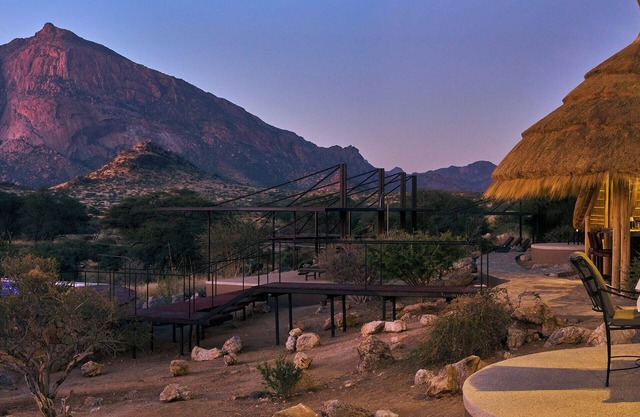 Hohenstein Lodge l Ondili