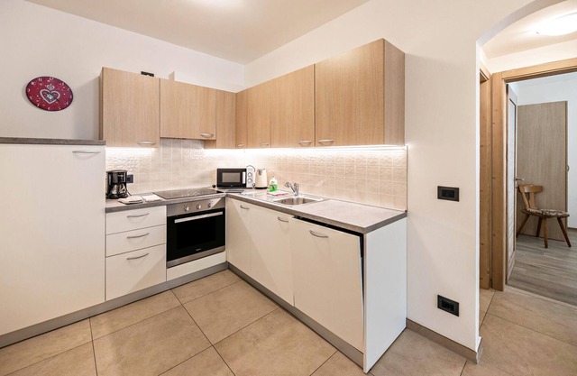 Holiday Apartment “Appartamenti Stefan Nigola” with Shared Terrace & Wi-Fi; Parking Available, Pets Allowed