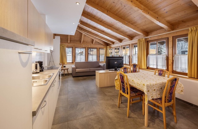 Holiday Apartment “Appartamenti Stefan Soreie” with Mountain View