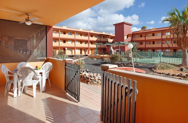 Holiday Apartment "La Caleta 24, Beira Mar" with Sea View, Shared Pool & Wi-Fi