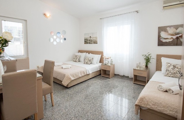 Holiday apartment Bar for 1 - 3 persons with 1 bedroom - Twin house