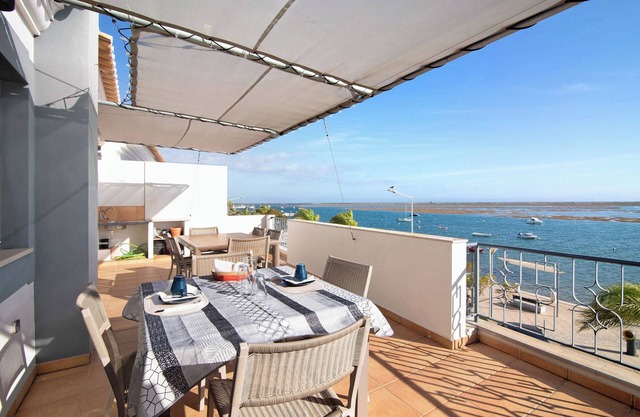 Holiday Apartment "Duplex Tartaruga" with Private Terrace & Wi-Fi