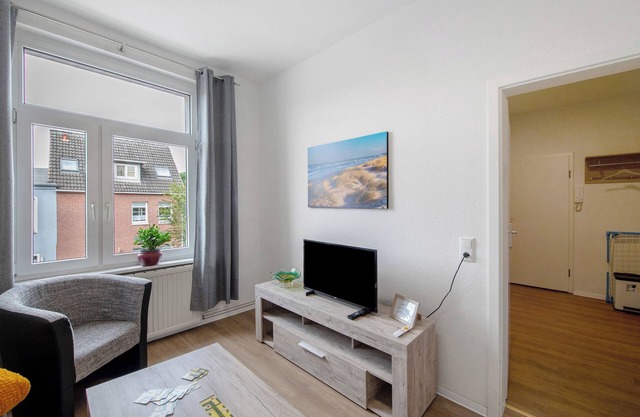 Holiday Apartment 'kiek In' Fewo Schellberg with Wi-Fi