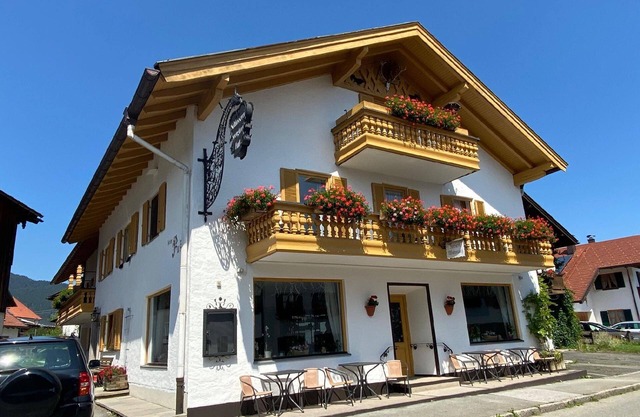 Holiday apartment Unterammergau for 4 - 6 persons with 3 bedrooms - Holiday apartment in one or mult