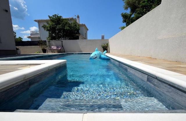 Holiday apartment Dobrinj for 1 - 5 persons with 2 bedrooms - Holiday apartment