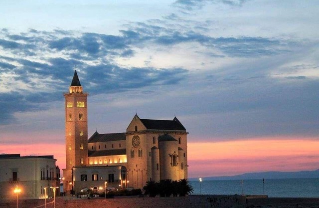 Holiday apartment Giovinazzo for 1 - 5 persons with 3 bedrooms - Holiday apartment