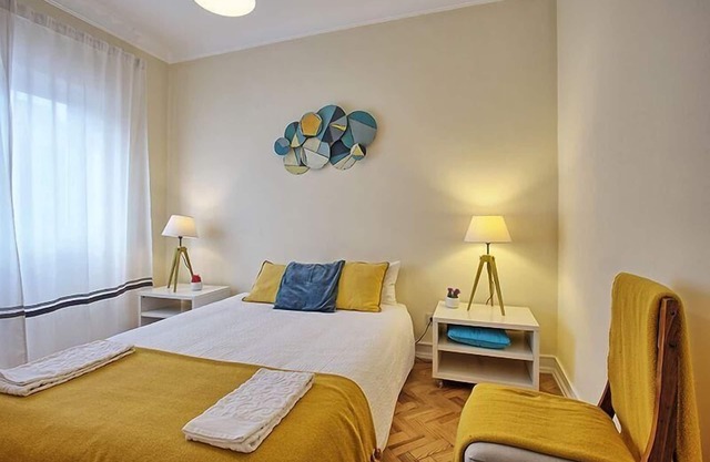 Holiday apartment Lisbon for 1 - 10 persons with 4 bedrooms - Holiday apartment in one or multi-fami