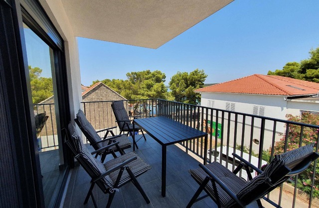 Holiday apartment Lovište for 1 - 4 persons with 1 bedroom - Row house