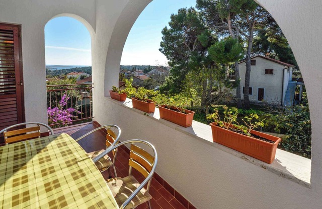 Holiday apartment mit Klimaanlage und Balkon