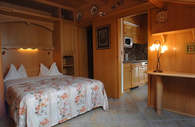 Holiday Apartment "Residence Lastè Roda de Vael" with Mountain Viewe
