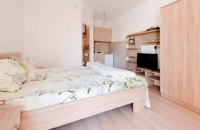 Holiday apartment Sutomore for 1 - 2 persons - Twin house