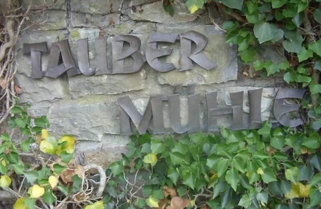 Holiday apartment with a terrace and a parking space