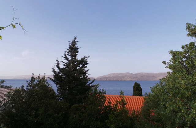Holiday apartment with air-conditioning 50 m from the Adriatic Sea