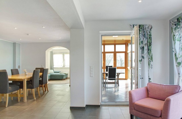 Holiday Apartment "Pur Wohnen - West" with Shared Garden, Balcony & Wi-Fi