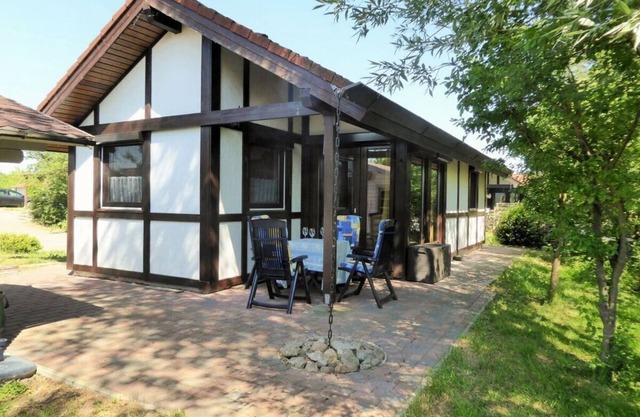 Holiday home by the pond