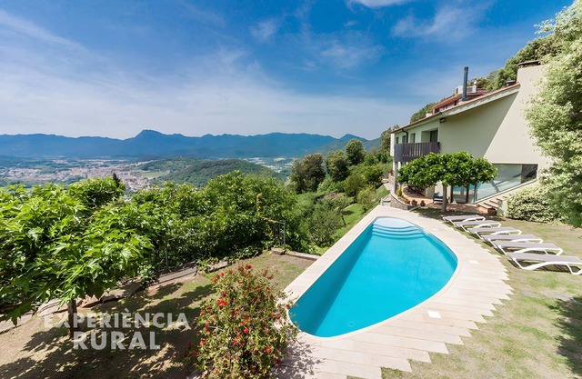 Holiday Home 'D'Aiguanegra' with Mountain View, Wi-Fi and Air Conditioning