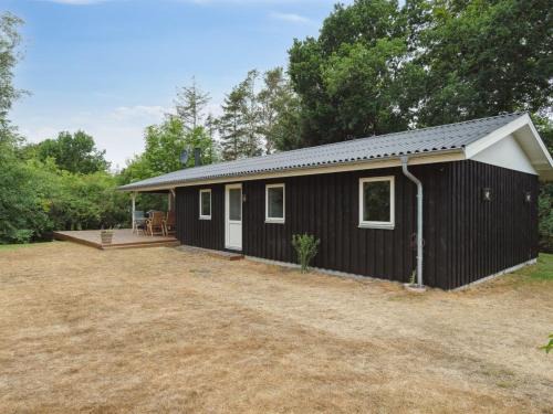 Holiday Home Adam - from the sea by Interhome