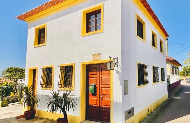 Holiday Home 'Almazém Do Mestre' with Wi-Fi