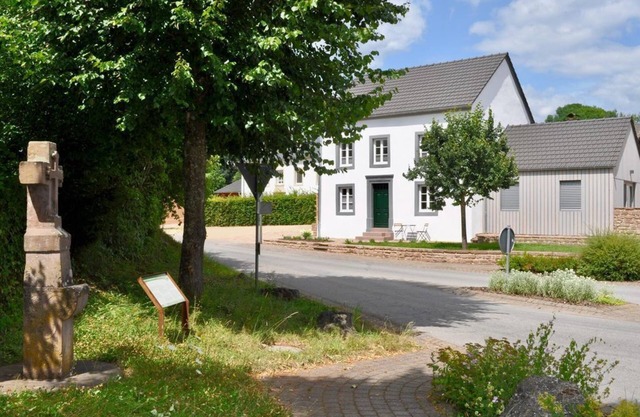 Holiday home Baustert - 6-bed holiday home shower and bath, toilet, 3 bedrooms