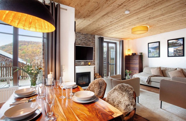 Holiday Home "Bergchalet 20" with Lake View, Private Terrace and Wi-Fi