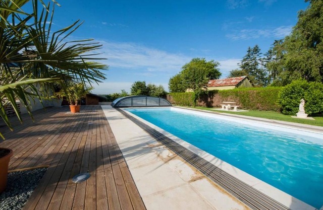 Holiday Home 'Bretagne Brocéliande' with Shared Pool, Private Terrace and Wi-Fi