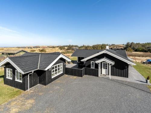 Holiday Home Djuna - 550m from the sea by Interhome
