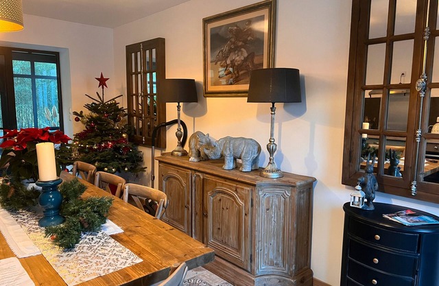 Holiday Home 'Domaine Du' with Shared Pool, Private Terrace and Wi-Fi