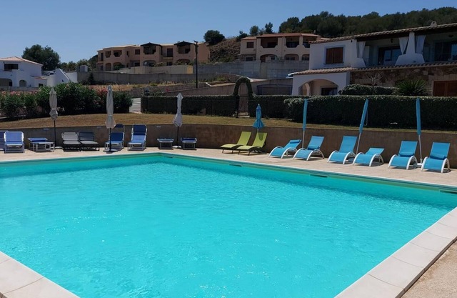 Holiday Home 'Il Mirto' with Sea View, Wi-Fi and Air Conditioning