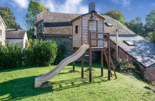 Holiday Home in Houffaliz With Garden