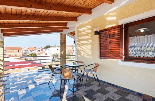 Holiday Home in Jasenice near Maslenica Beach