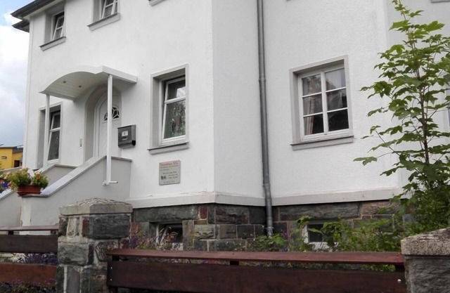 Holiday home in the Thuringian Forest with barbecue and garden