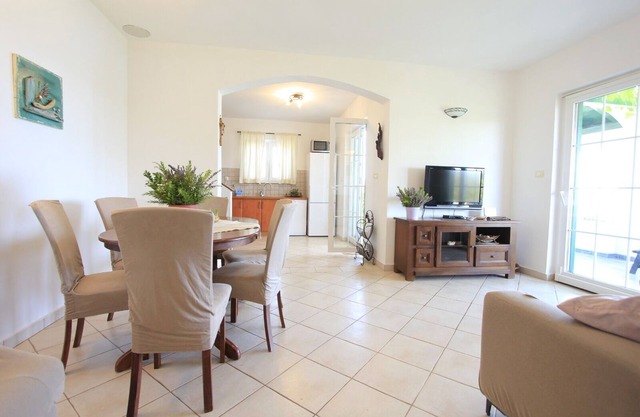 Holiday Home in Veli Rat with Seaview, Terrace, Air condition, WIFI (3559-1)