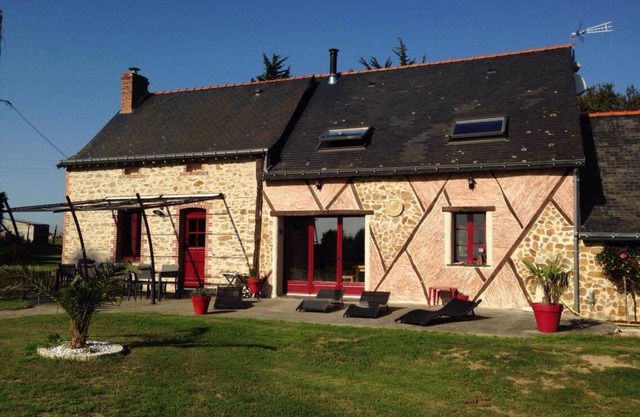 Holiday Home 'La Chlogaro' with Private Pool, Private Terrace and Private Garden