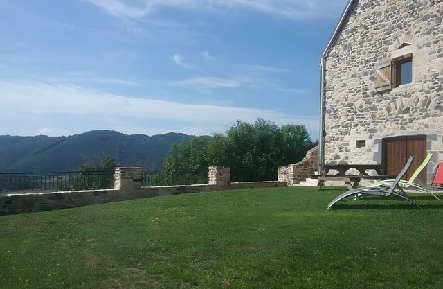 Holiday Home 'Le Panorama' with Mountain View, Shared Terrace and Wi-Fi