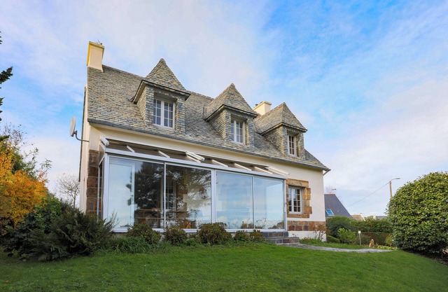 Holiday Home 'Les Camelias' with Sea View, Private Terrace and Balcony