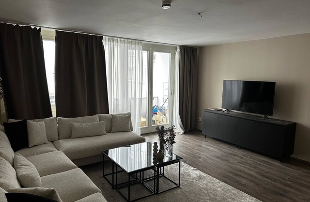 Holiday Home 'Luxus Wohnung' with Balcony and Wi-Fi