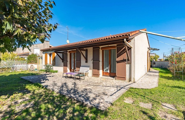 Holiday Home 'Maison De Famille' with Private Terrace and Garden