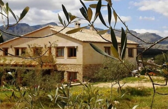 Holiday Home 'Mas Del Pi' with Mountain Views, Private Terrace and Wi-Fi