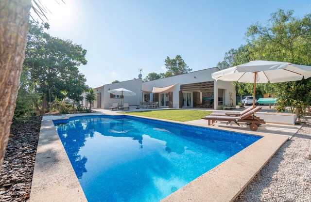 Holiday Home 'Mollet' with Wi-Fi and Air Conditioning