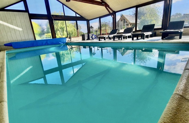 Holiday Home 'O Gîte Bleu' with Private Pool, Private Garden and Wi-Fi