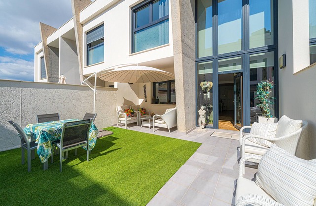 Holiday Home 'Pegaso Playa De Albir' with Sea View, Wi-Fi and Air Conditioning