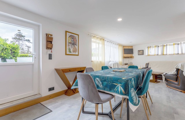 Holiday Home 'Penty House 500m De La Plage' with Wi-Fi