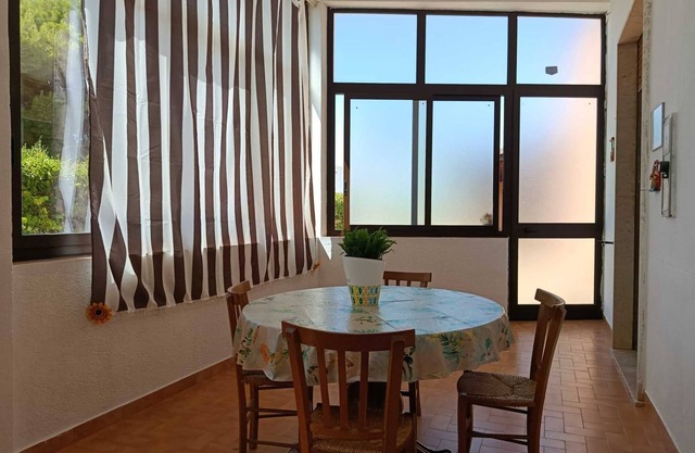 Holiday Home 'Pino' with Sea View and Air Conditioning
